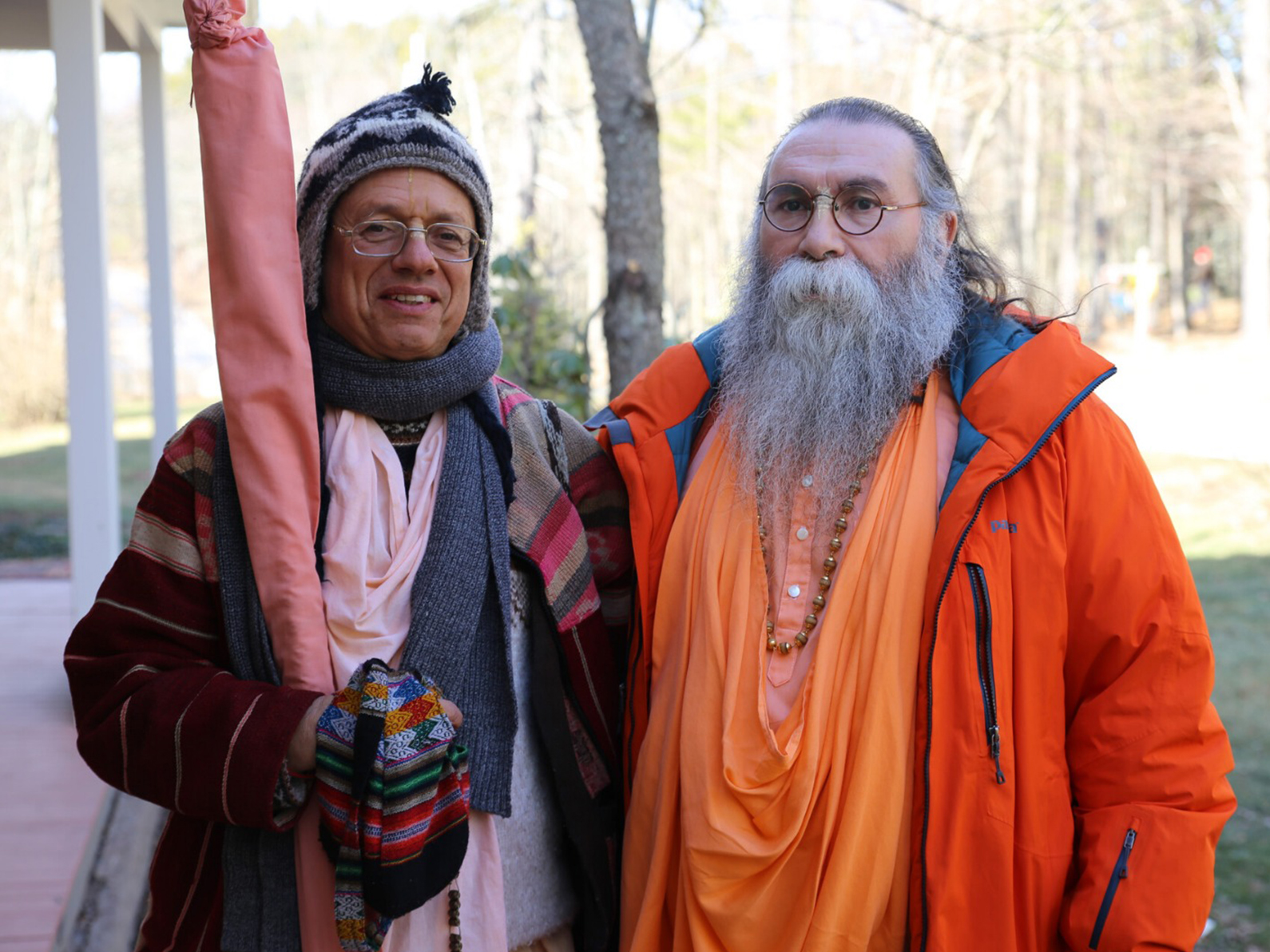 Prabhuji with Gurudev Atulananda 5